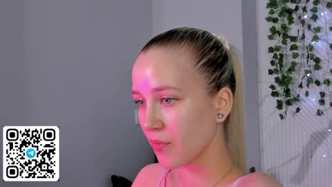 Anelly online show from March 17, 9:57 am