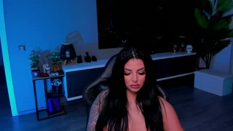 Anne online show from May 23, 6:39 pm