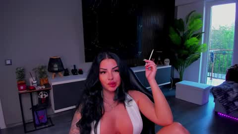 Anne online show from May 6, 4:11 pm