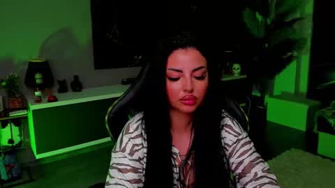 Anne online show from February 18, 6:29 pm