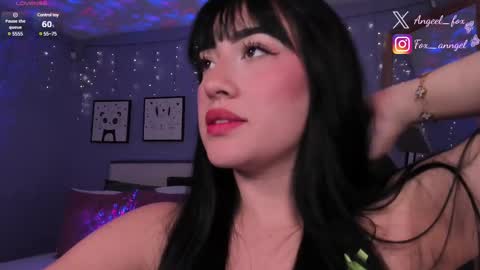 Snapshot of angeel_fox chatting on March 4, 2:27 am Angel online show from March 4, 2:27 am