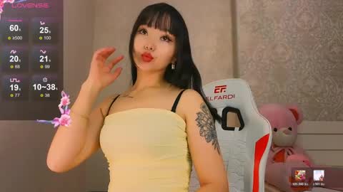 angel_asia_ online show from May 18, 3:51 pm