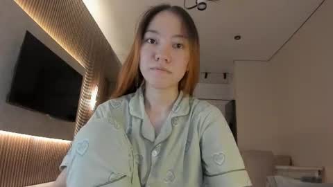 Luluu Chu  online show from July 28, 3:21 pm