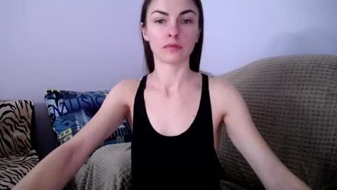 Snapshot of angel_zoe77 chatting on January 29, 8:40 am Zoe online show from January 29, 8:40 am