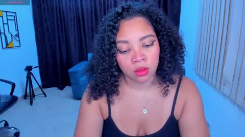 Snapshot of angelacoffee chatting on December 10, 3:09 am Angela online show from December 10, 3:09 am