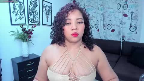 Snapshot of angelacoffee chatting on February 26, 3:35 am Angela online show from February 26, 3:35 am
