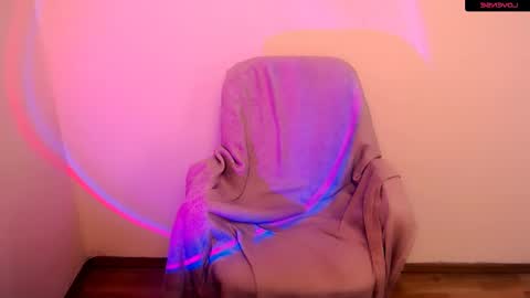 Snapshot of angelalice_ chatting on October 4, 10:54 am Alice online show from October 4, 10:54 am