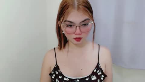 angelari_slut online show from October 19, 6:37 am