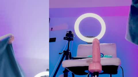 angel online show from April 12, 7:55 am