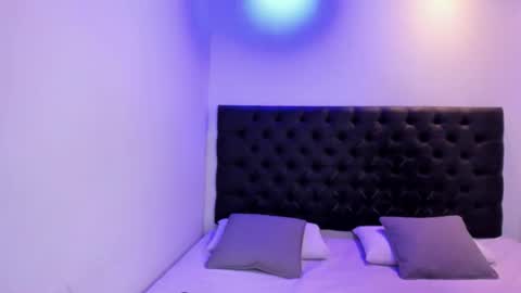 Angeli online show from October 2, 10:53 am