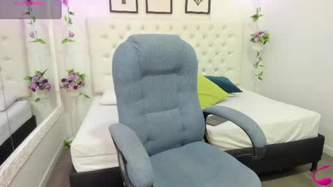 angelica_rolon online show from July 7, 7:27 pm