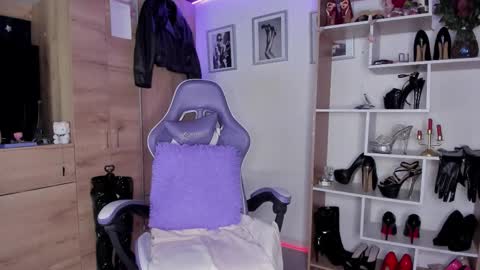 Angelica Sparks online show from February 22, 6:47 am