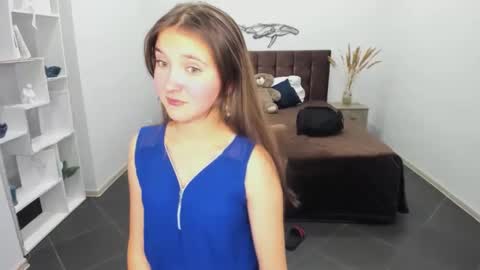 Angelika online show from February 10, 5:09 pm