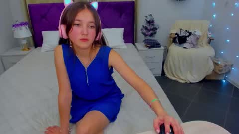 Angelika online show from December 23, 1:56 pm