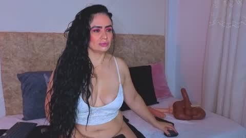 angelinarouse_ online show from June 23, 3:37 am