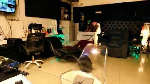 Angel online show from September 21, 5:06 am