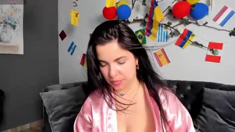 Angelique  online show from June 20, 9:35 am
