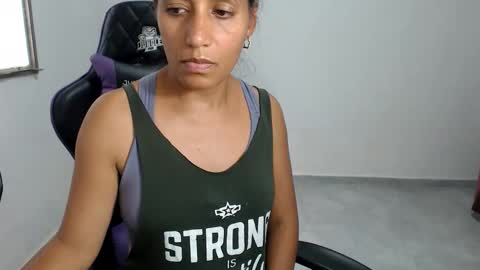 angela online show from June 5, 8:48 pm