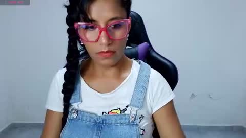 angela online show from July 15, 10:25 pm
