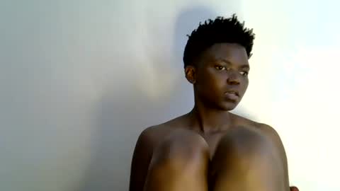 angell_queen2 online show from July 2, 8:53 am
