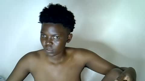 angell_queen2 online show from June 29, 3:56 pm