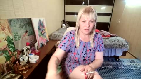 angelleah online show from July 28, 11:28 am