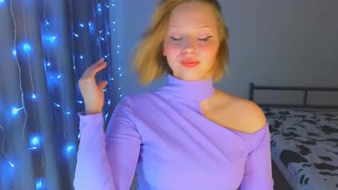 Cutie online show from December 3, 8:28 am