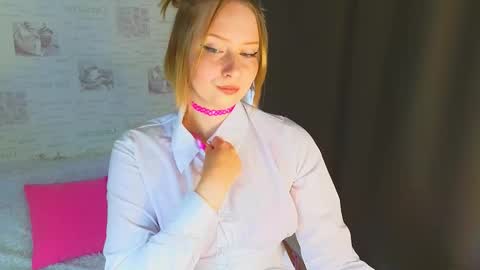 Cutie online show from October 19, 7:32 am