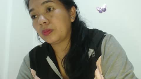 rebeca online show from April 1, 1:06 am