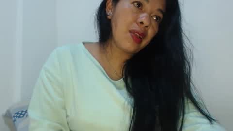 rebeca online show from March 11, 1:54 am