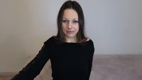 Giulia online show from February 5, 1:58 pm