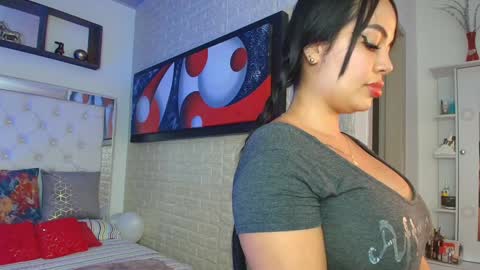 laura  online show from March 6, 1:48 am