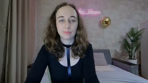 anikabloom online show from February 15, 8:45 pm