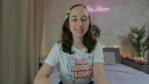 anikabloom online show from January 5, 11:33 pm