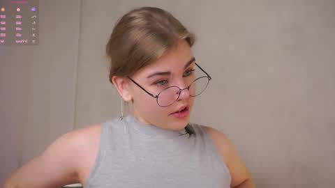 AnishaVivo online show from March 7, 12:56 pm