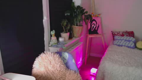 anita_moon_ online show from April 27, 10:07 pm