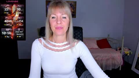 Snapshot of anita_tayson chatting on February 4, 7:07 am Anita online show from February 4, 7:07 am