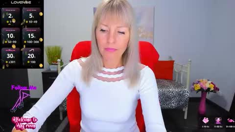 Snapshot of anita_tayson chatting on October 8, 6:18 am Anita online show from October 8, 6:18 am