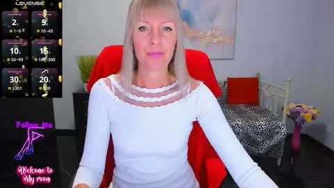Snapshot of anita_tayson chatting on October 21, 6:17 am Anita online show from October 21, 6:17 am