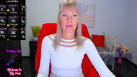 Snapshot of anita_tayson chatting on October 19, 5:53 am Anita online show from October 19, 5:53 am