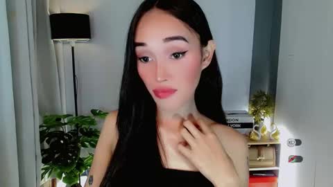 anita online show from December 22, 5:05 pm