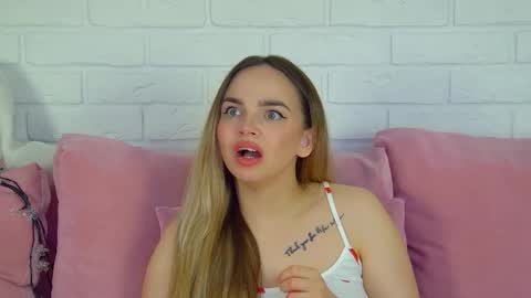 AnitaVenture online show from January 15, 4:40 am