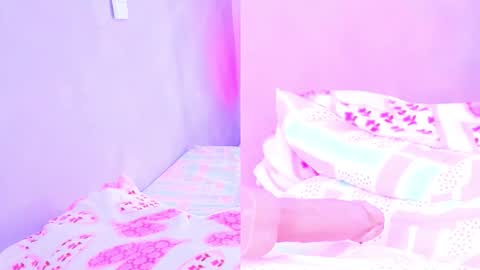   . V  . online show from January 7, 5:49 pm