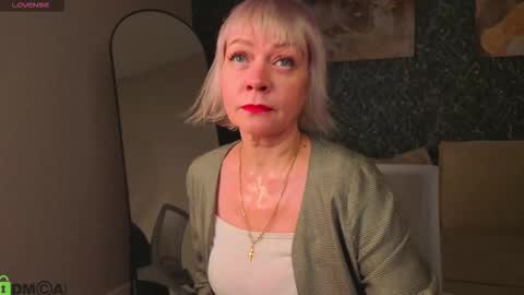 ann_annise online show from February 24, 1:38 am