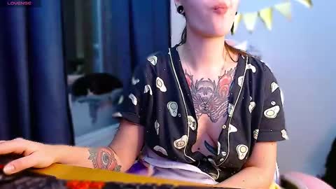 Ann online show from February 28, 4:42 pm