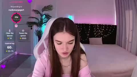 ann_woood online show from May 26, 2:27 pm