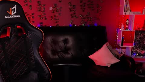 Violett online show from January 23, 4:49 pm