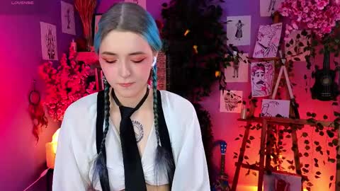 Violett online show from February 21, 4:05 pm