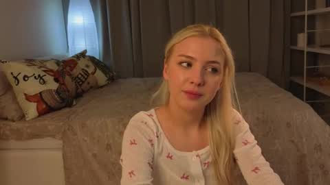 anna_great online show from December 21, 9:52 pm