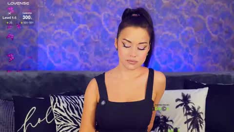 AnnaConda online show from December 5, 12:17 pm